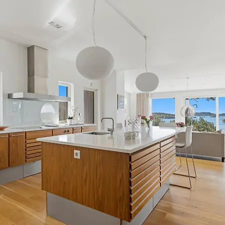Exclusive House With Panoramic Views And Swimming Pool 펜션